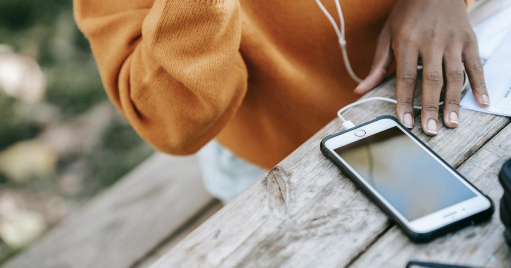 Como criar rádio online pelo celular