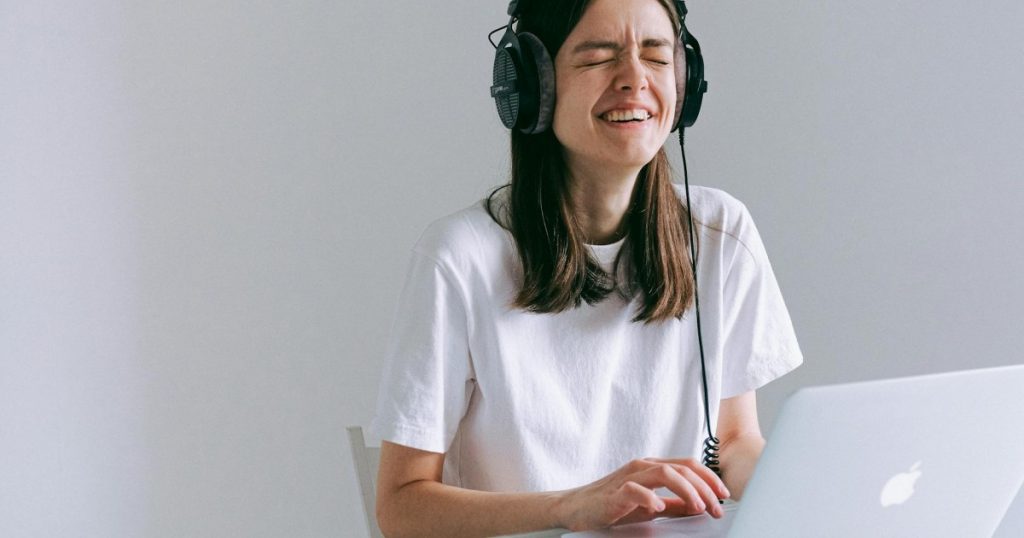 Erros que você deve evitar ao criar uma rádio online