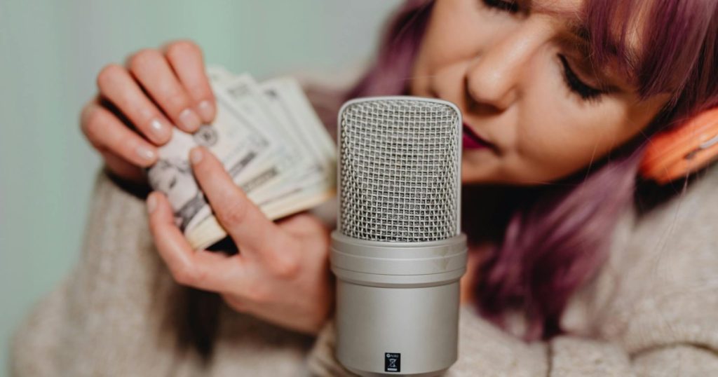 Rádio online como renda extra em casa