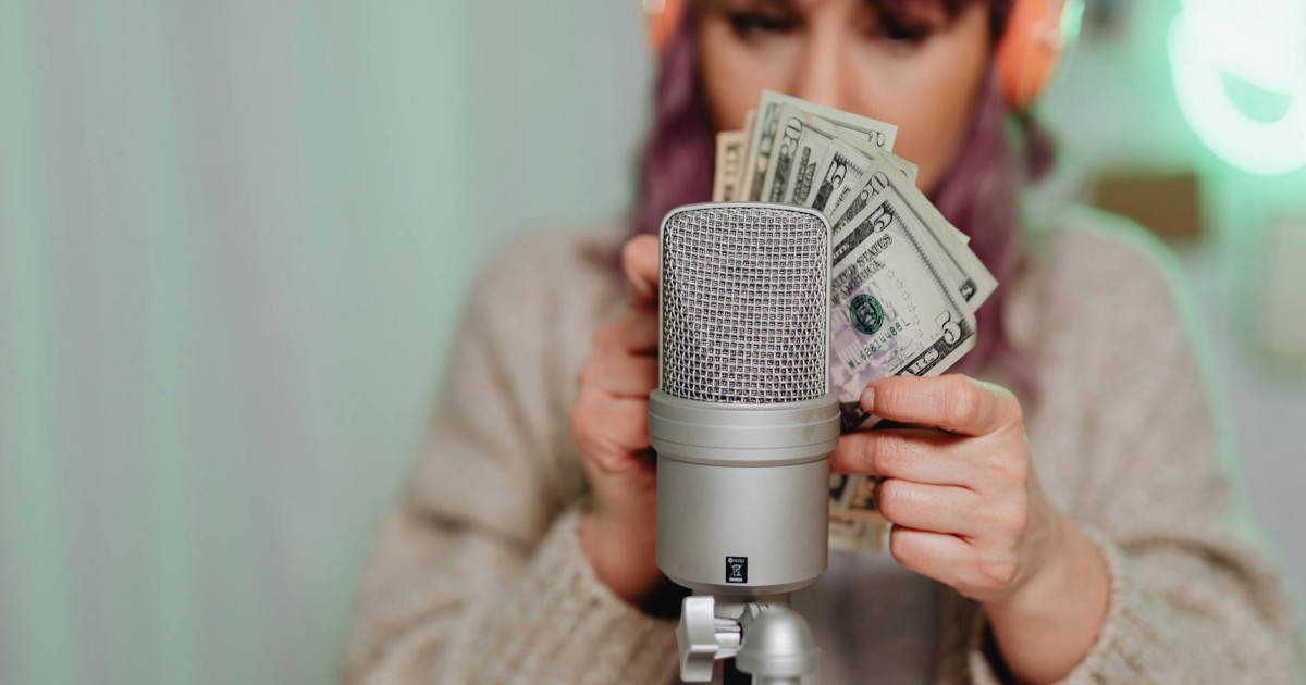 Como criar renda passiva com rádio online