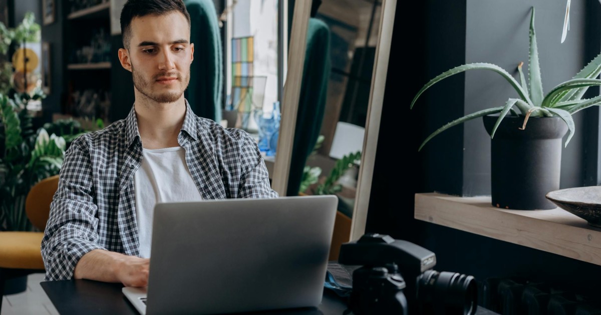 benefícios de usar sites prontos para freelancers